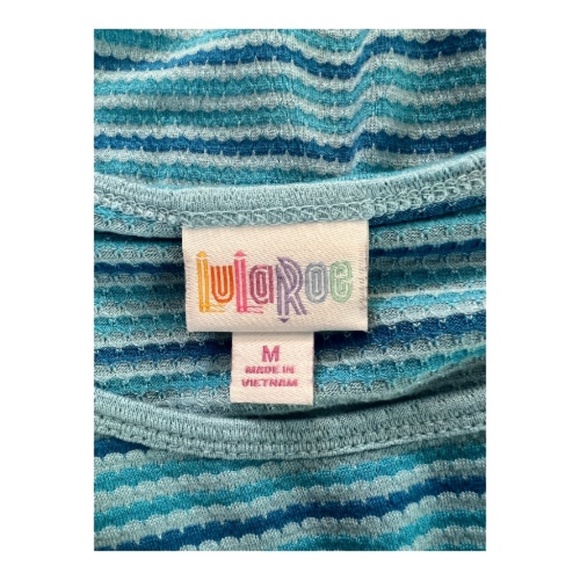 EUC LulaRoe Blue Striped Hi-Low Short Sleeve Top – Size M - Picture 5 of 7